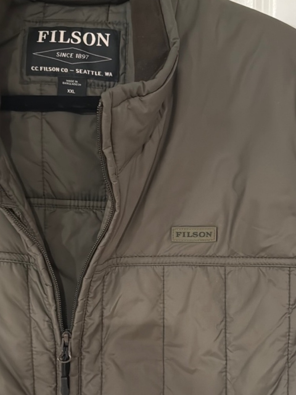 Filson Men's Olive Green Insulated Vest